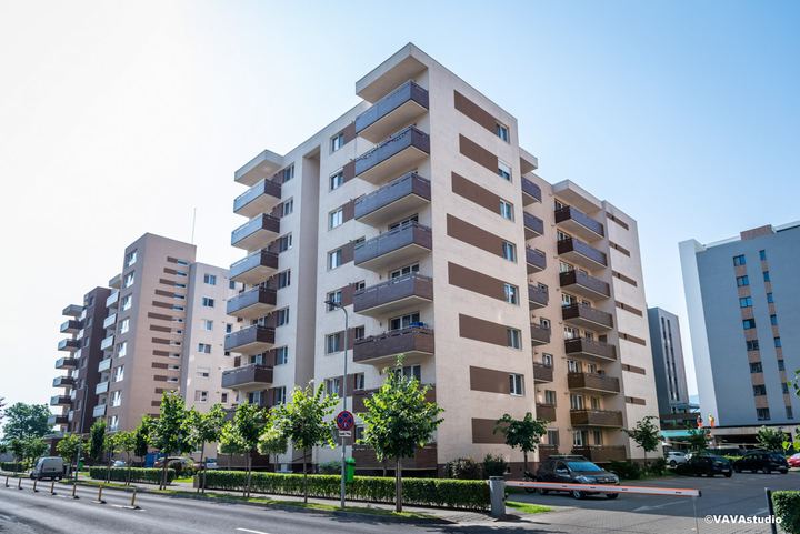 Apartament 4 · Coresi